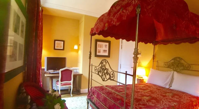 Двухместный номер Premier c 1 комнатой Château des Forgets Hotel