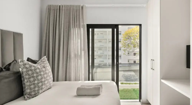 Апартаменты Business The Monroe Luxury Apartments