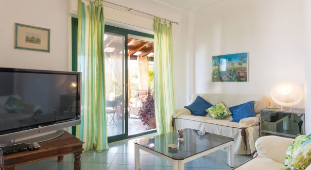Villa laura, Book Villa Hotels in Sicily with a Pool, Swimming Pool