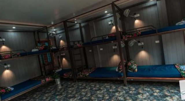 Кровать в общем номере Friend Hotel Hà Giang