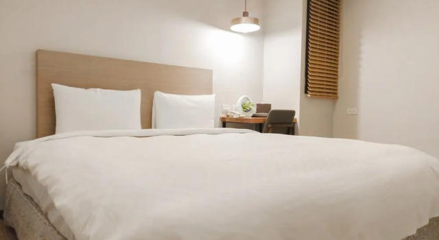 Двухместный номер Standard CHECK inn Express Taipei Station