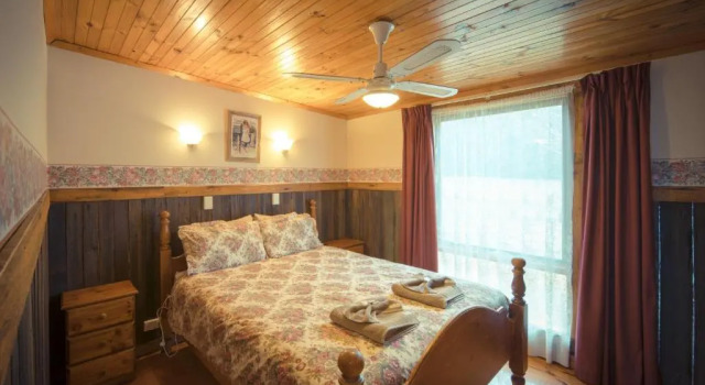 Коттедж с 3 комнатами Sanctuary Park Cottages