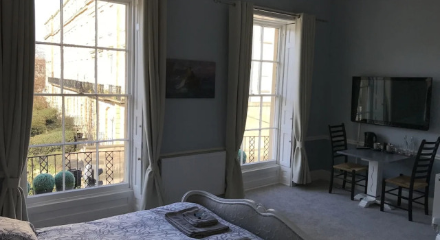 Regency Rooms Guesthouse, Забронировать Отель Отели Челтнем с парковкой, рядом с Питтвилль-Парк, Парковка