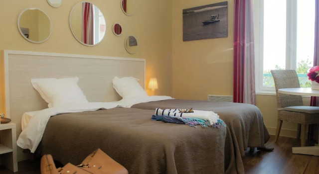 Studio in a Historic City Villa in the Town of Arcachon, Забронировать Вилла Коттеджи Бассен-д'Аркашон, Коттедж