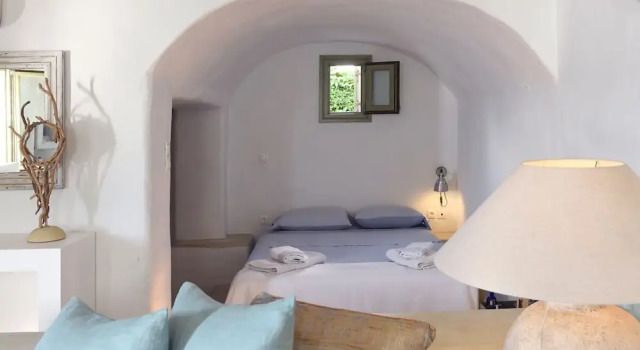 Ochre Dream, Beach front & Sunset villa Naousa, Prenota Villa Naoussa 
