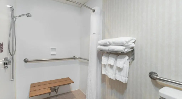 Номер Standard Ramada by Wyndham Fargo