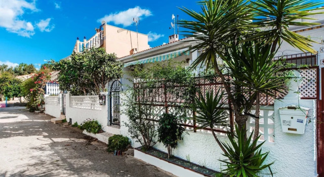 Espanhouse Pinomar 319, Забронировать Отель Ломас 