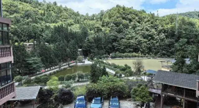 Xiannüshan Zhoujia Brothers Village, Prenota Hotel Hotel a Chongqing Area con parcheggio, Parcheggio