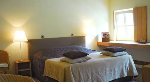 La feuille d'or, Prenota Hotel Dilsen-Stokkem Maasland