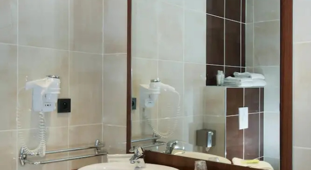 Номер Superior Brit Hotel Tours Sud   Le Cheops