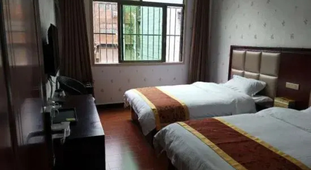 Zhuo Shui  Yi Ju Inn, Buchen Sie Hotel Chongqing 