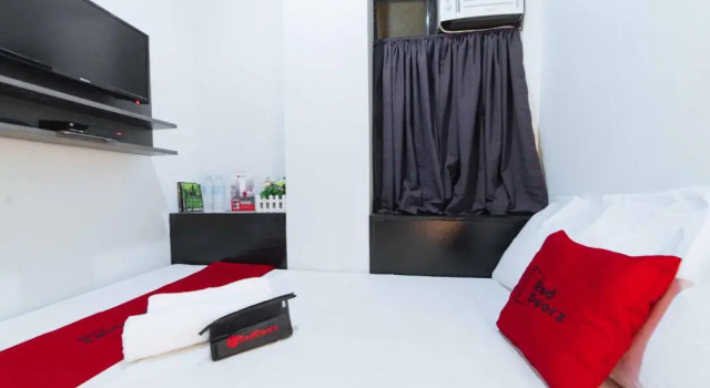 Двухместный номер Standard RedDoorz near G Mall Bajada Davao