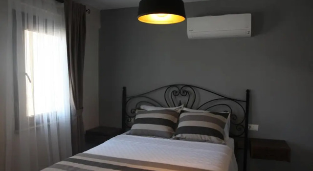 Standardowy dwuosobowy pokój Tenedion Hotel