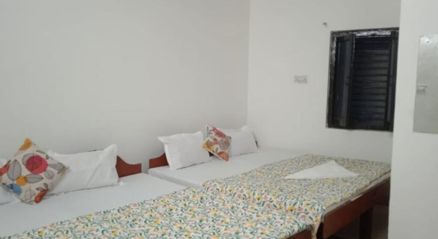 Hotel shivdev, Rezervovat Hotel Uttarkāshi Uttarakhand