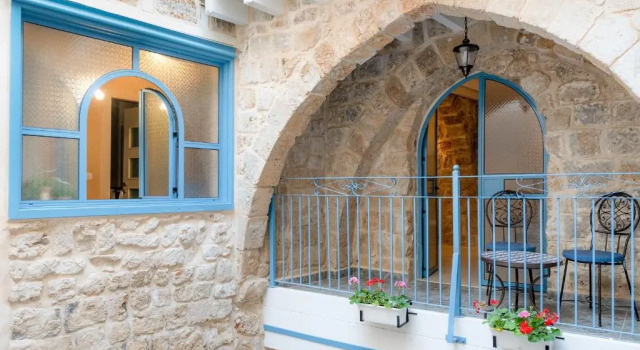 Номер Standard с балконом Arabesque Arts & Residency