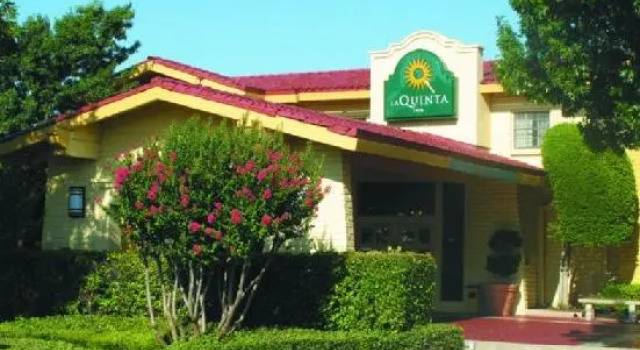 Кровать в общем номере La Quinta Inn by Wyndham Wichita Falls Event Center North