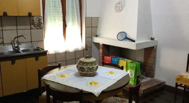 Casa Nina - Modolo a 3 km dal mare di Bosa, Book Lejlighed Modolo Sardinia South