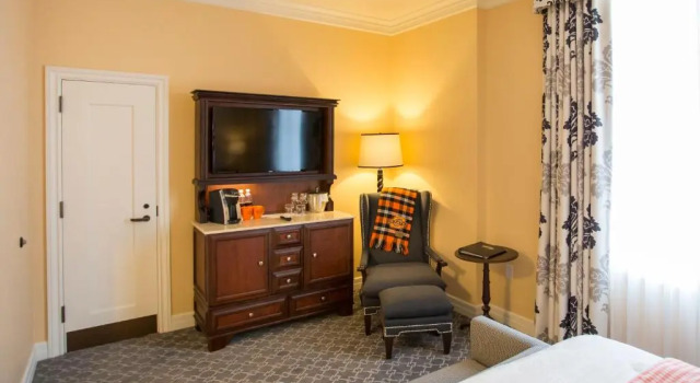 Номер Executive The Atherton Hotel at OSU