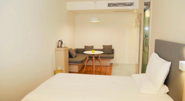 Hanting Hotel Beijing West Railway Station North Square Center