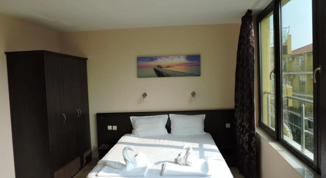 Family Hotel Eleven Moons, Забронировать Отель Равда регион Солнечный берег