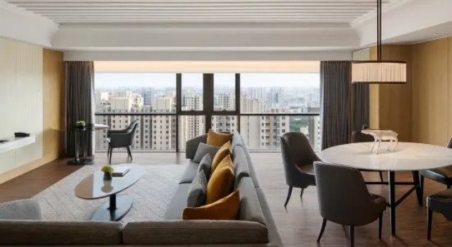 Superior Suite New World Langfang Hotel