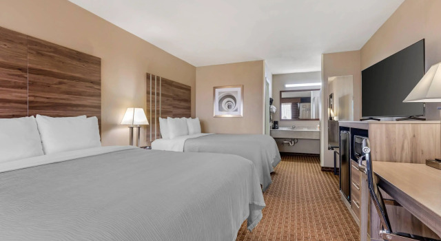 Четырёхместный номер Standard Quality Inn Paris Texas