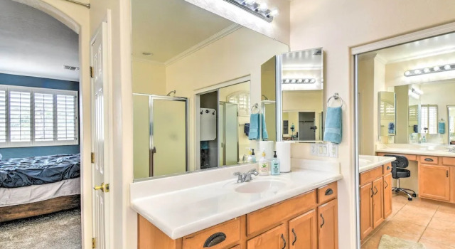 Коттедж Pool, Game Room & Views! Laveen Village Getaway