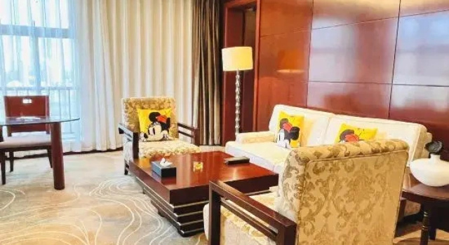 Трёхместный люкс Grand Metropark Hotel Shangqiu