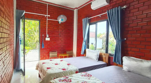Cattien Backpackers Hostel, Book Hostel / Vandrerhjem Hoteller i Dong Nai med parkering, Parkering
