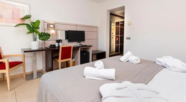Двухместный номер Superior с балконом Hotel Puchet Ibiza