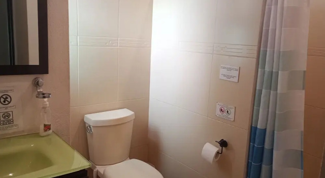 Трёхместный номер Standard с балконом и с видом на бассейн Villas Akalan
