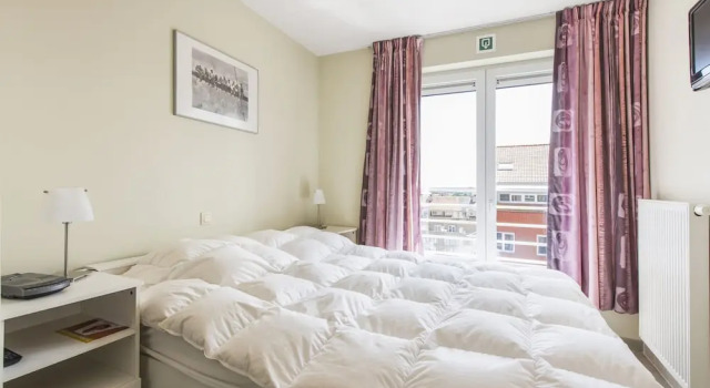 Beautiful Apartment on the sea Wall, Prenota Appartamento Hotel a Flanders con parcheggio, Parcheggio