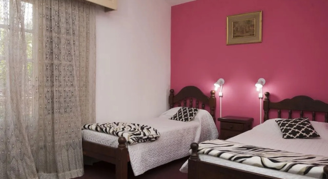 Hostal Torreon, Забронировать Отель Отели Сальта с завтраком, рядом с La Merced Church, Завтраки