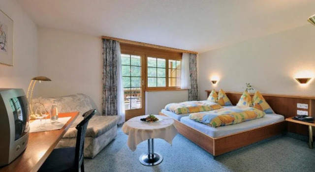 Hotel Ahorni, Book Hotel Oberwald Obergoms