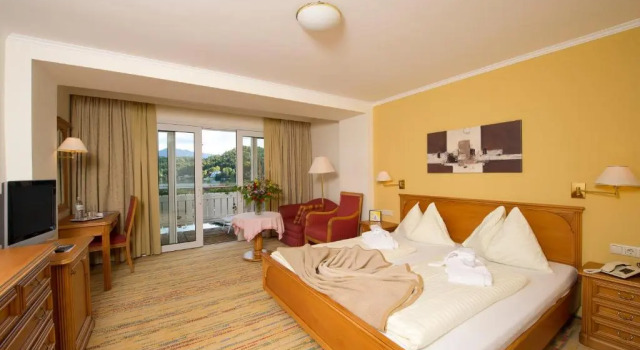 Двухместный номер Standard с видом на озеро Hotel & Spa Sonne