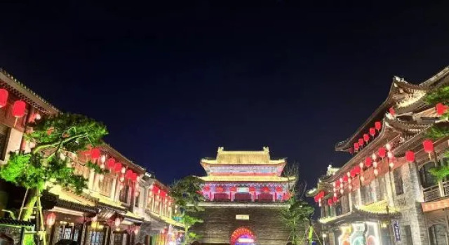Juxian Laoshe Tea House Hotel (Juguo Ancient City Shop)