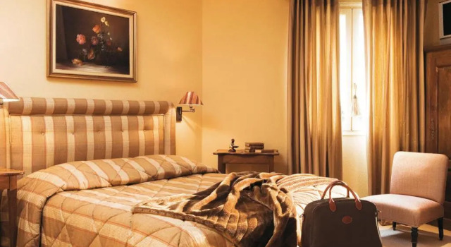 Номер Classic Hotel De France