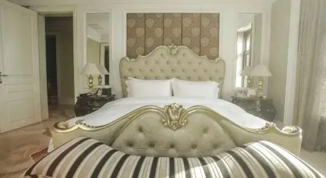 Люкс Presidential Arcadia International Hotel