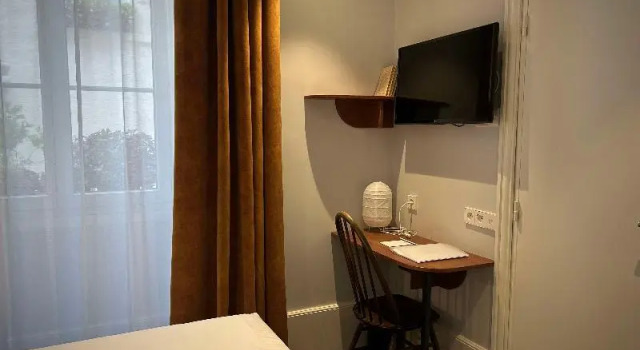 Одноместный номер Standard с балконом Hotel De Verdun 1882, BW Signature Collection