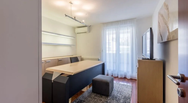 Sun Spalato Views 5, Prenota Hotel Splitska 