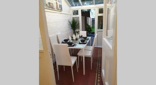 Beautiful spacious flat with garden