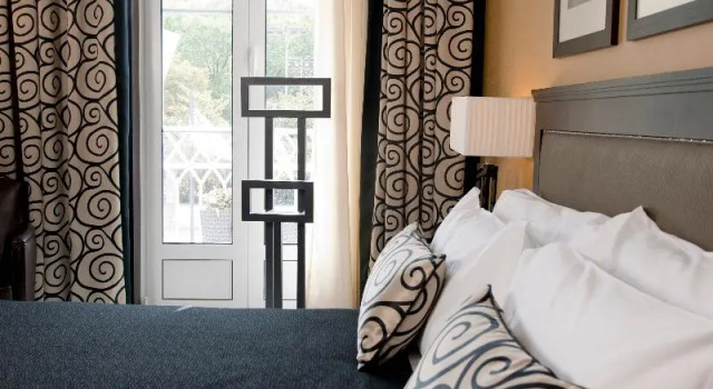Номер Standard SANA Silver Coast Hotel