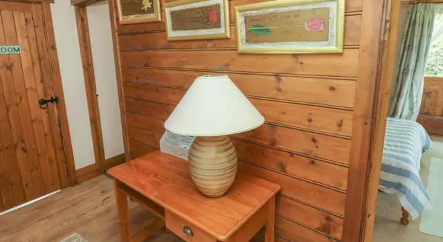 Коттедж Timbertwig Lodge