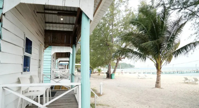 Двухместное бунгало с видом на сад Sandy Beach Bungalows by EHM