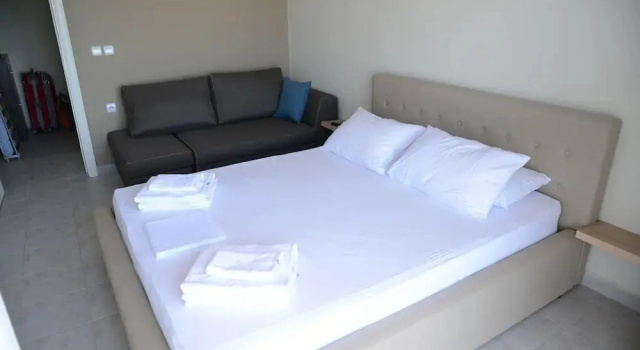 Студия Comfort Crown Hotel