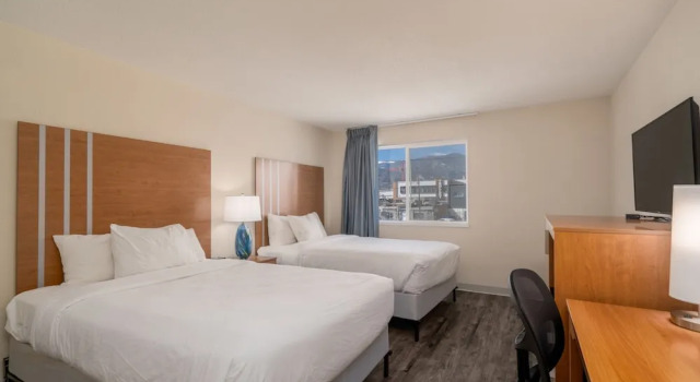 Четырёхместный номер Standard Nevada Flats Hotel