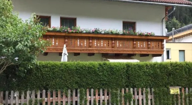 Haus Praxmarer, Rezerwuj Hotel Hotele w Tyrol z parkingiem, Parking