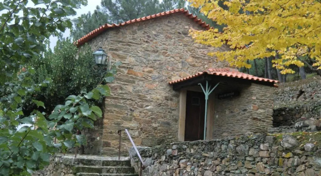 Коттедж Quinta das Aveleiras