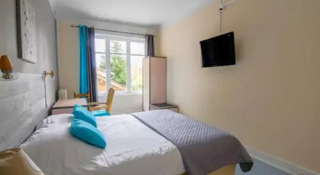 Le Carpinien, Reservar Hotel Charmes 