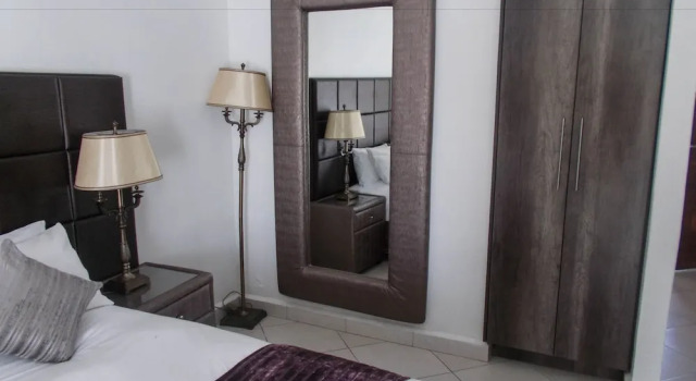 Tecla Hotel, Book Hotel Hotels in Lusaka with Parking, Parking